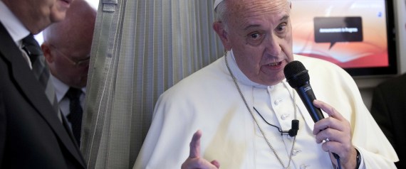 Pape François: "La liberté d'expression ne donne pas le droit d'"insulter" la foi d'autrui"