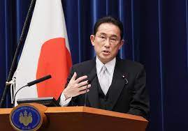 Le Premier ministre japonais évacué après une explosion
