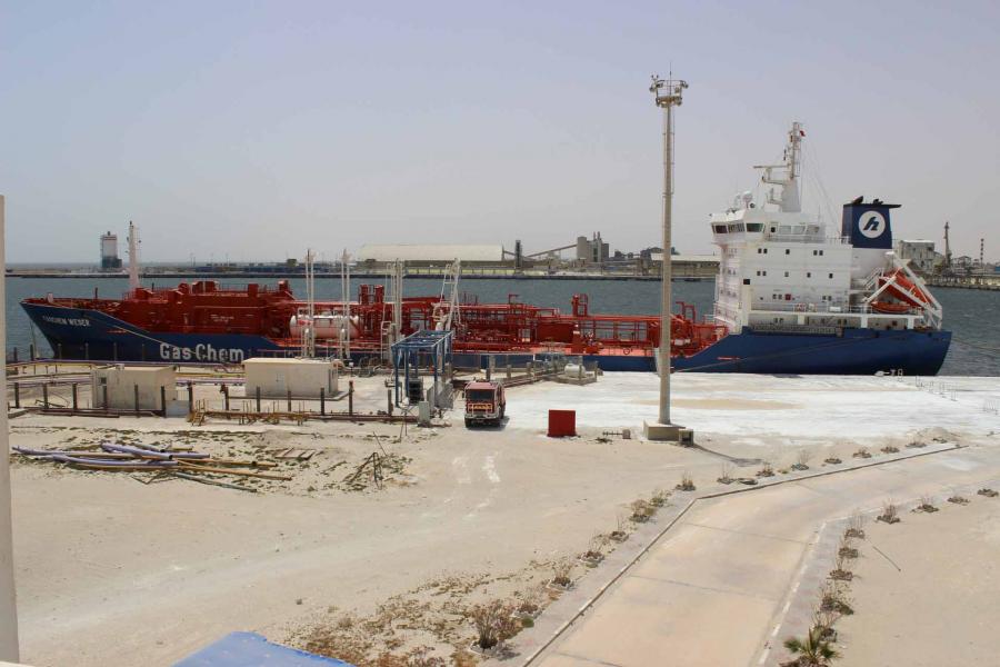 La reprise de l’exportation du phosphate redynamise le port de Gabès