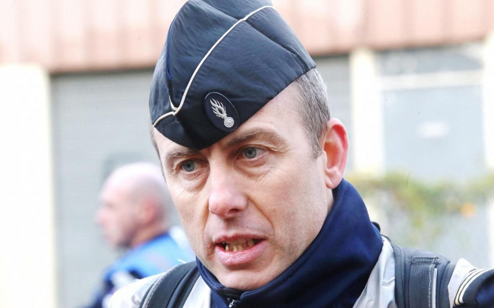 France: un ancien candidat aux législatives qui s’est félicité de la mort du gendarme, placé en garde à vue