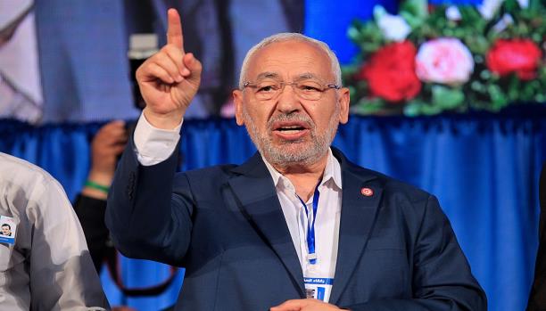 Ennahdha aurait soulevé la question de son départ du gouvernement.