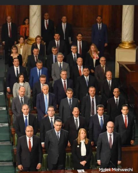 Tunisie : Près de 200 membres de gouvernement et assimilés qui grèvent le budget de l’Etat