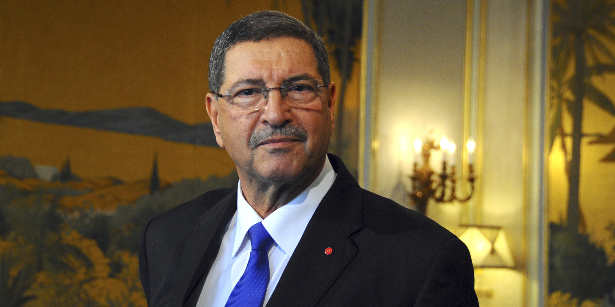 Habib Essid mettra-t-il lundi ses fonctions entre les mains du président de la république ?