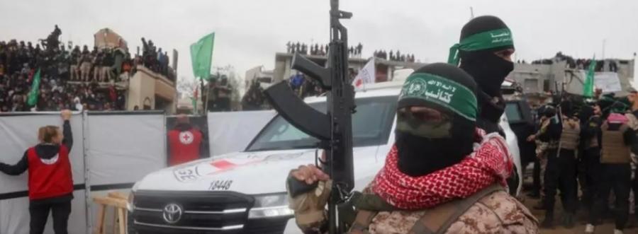 Gaza: Le Hamas remet quatre dépouilles d'otages à la Croix-Rouge