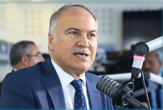 Hatem Ben Salem: "Les enseignants du public seront désormais interdits d'exercer dans le privé"