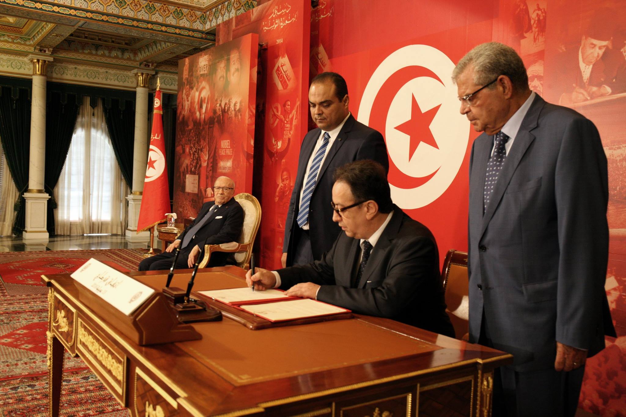 Nidaa Tounes : Une délégation de cinq dirigeants pour rencontrer Chahed