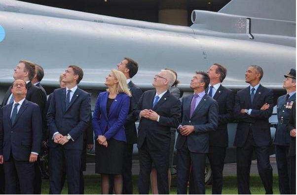 La photo de Hollande enflamme la toile ! 