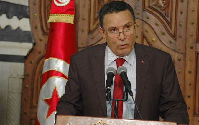 Le ministre de la Défense: "Le service militaire est un moyen de lutte contre le chômage"