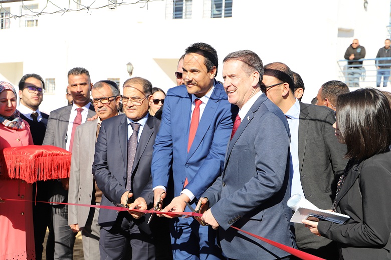 Kairouan: Inauguration d’un terrain de football et d’un terrain omnisport
