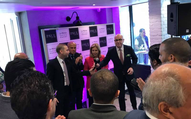 Quand notre ministre du tourisme inaugure une… boulangerie !