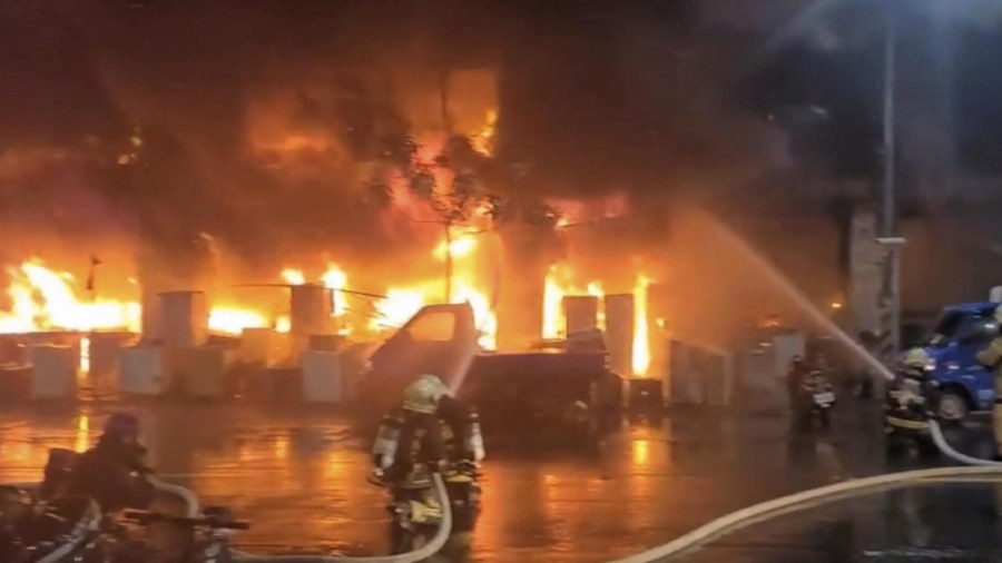 Un incendie d'immeuble fait 46 morts à Taïwan