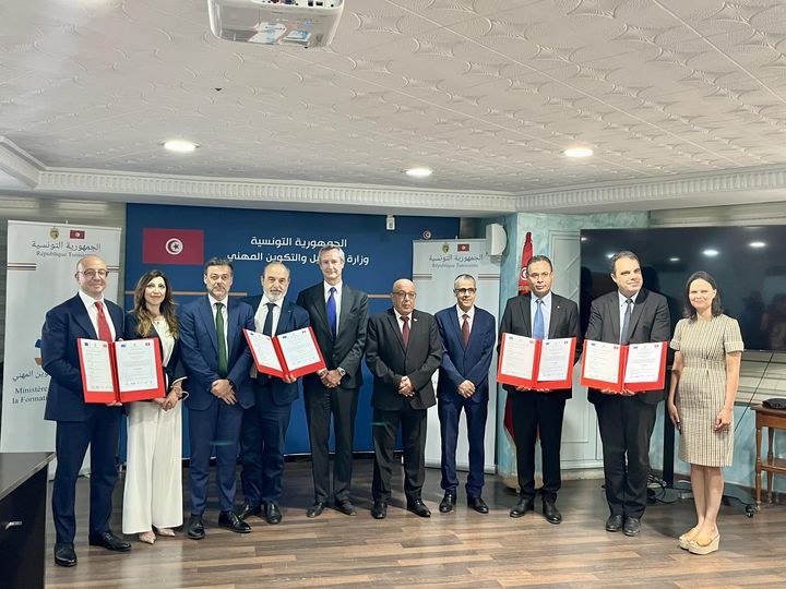 Des entreprises Italiennes BTP s’engagent à fournir aux jeunes tunisiens 2000 opportunités d’emploi