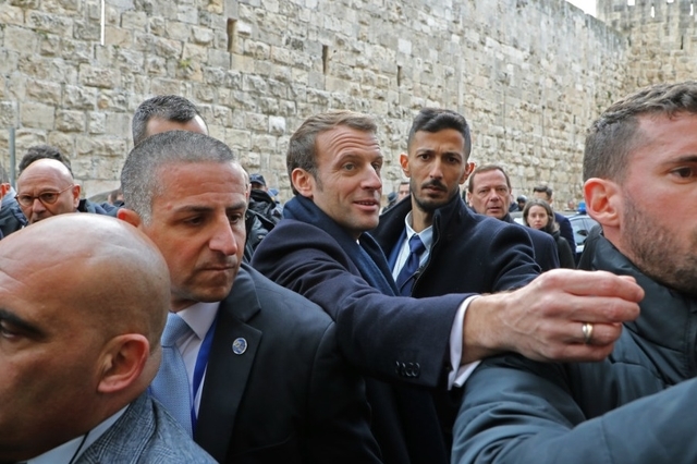 Al-Qods : Altercation verbale entre Macron et des policiers israéliens dans la Vieille Ville