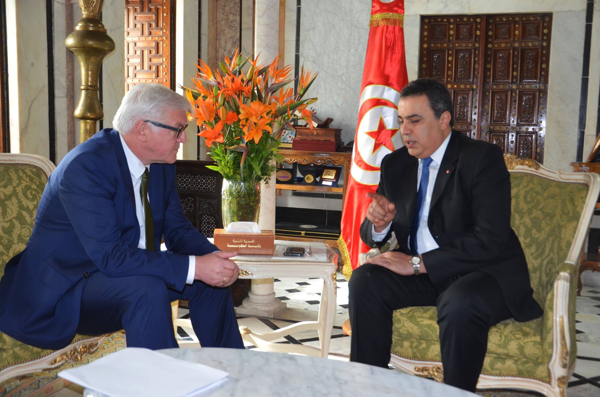 Mehdi Jomâa reçoit le ministre allemand des Affaires étrangères