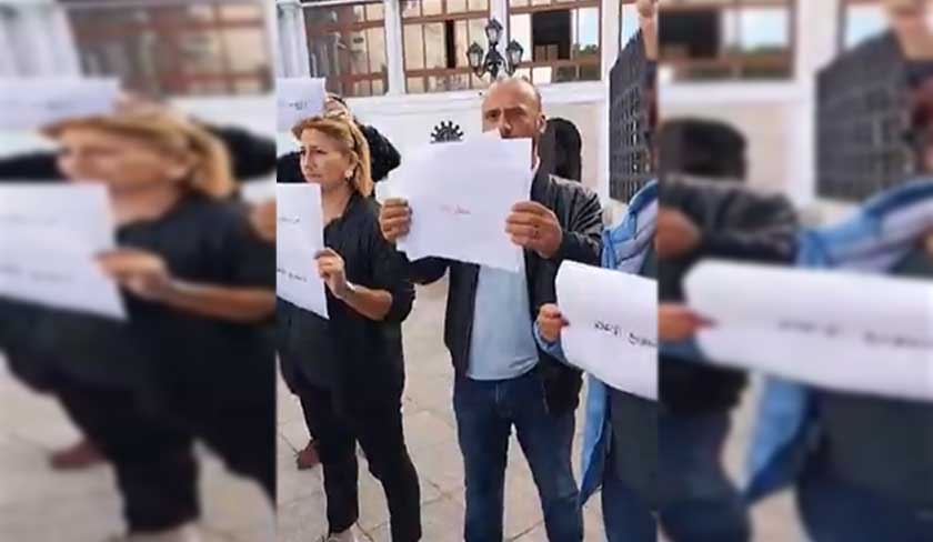 Tunisie: Sit-in des journalistes à la Kasbah