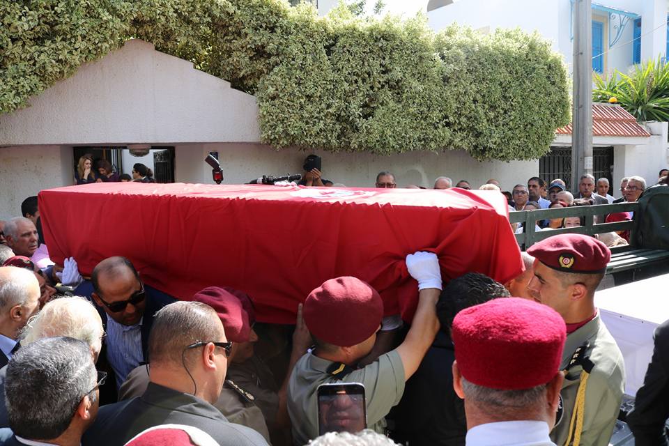 Slim Chaker enterré au cimetière Jallaz