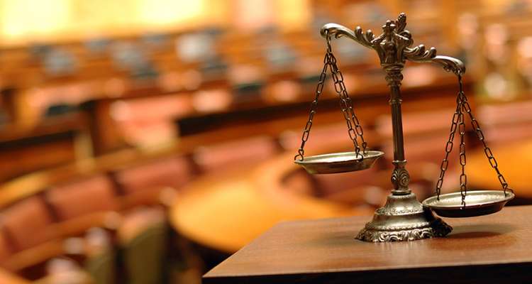 Le directeur de deux sociétés confisquées et un investisseur étranger déférés devant la justice