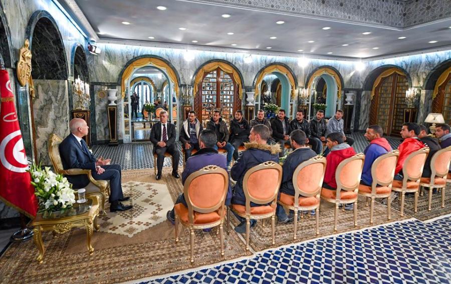 Le Président Kais Saied et les jeunes : De l’admiration à la circonspection ?