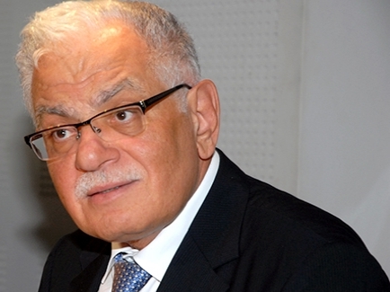 Kamel Morjane réclame des excuses officielles des Emirats