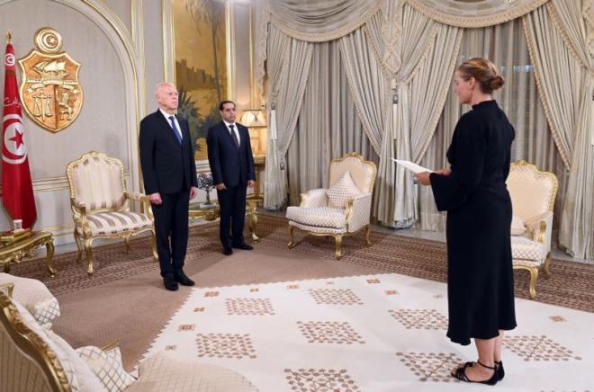 Kaïs Saïed reçoit les lettres de créance de 5 nouveaux ambassadeurs non-résidents