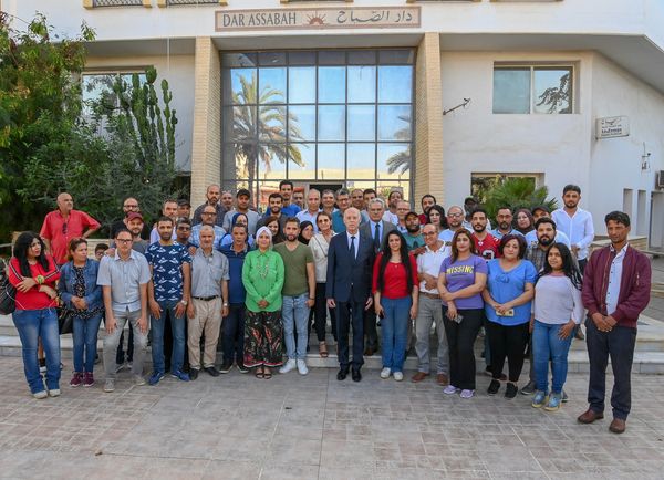 Kaïs Saïed en visite inopinée au siège de Dar Assabah