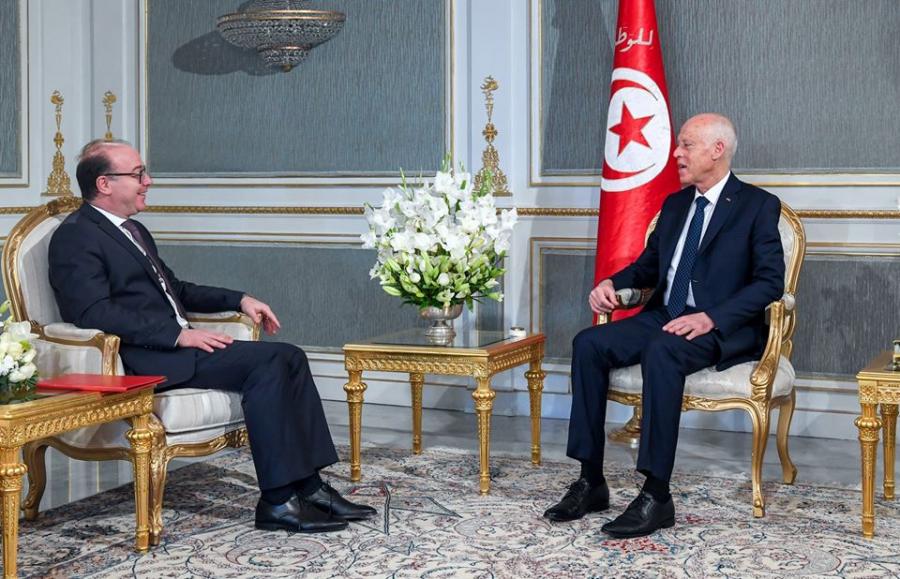 Concertations-gouvernement : Kaïs Saïed s’entretient avec Elyès Fakhfakh des derniers développements