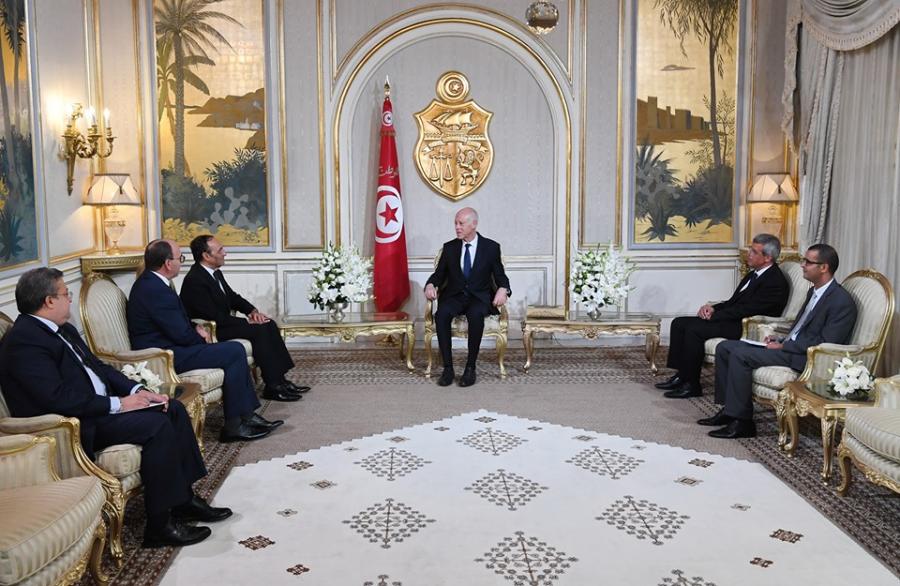 Le Président Kaïs Saïed s'entretient avec les présidents des deux Chambres du Parlement marocain