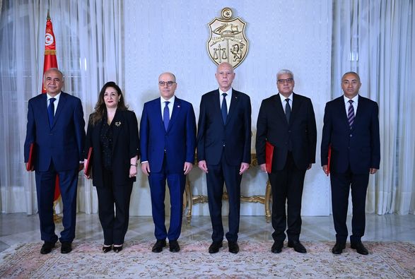Remise de lettres de créance à quatre nouveaux ambassadeurs 