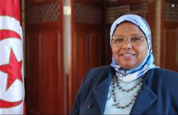 Racisme en Tunisie: La députée noire Jamila Ksiksi traitée de "singe" et de "habachia"