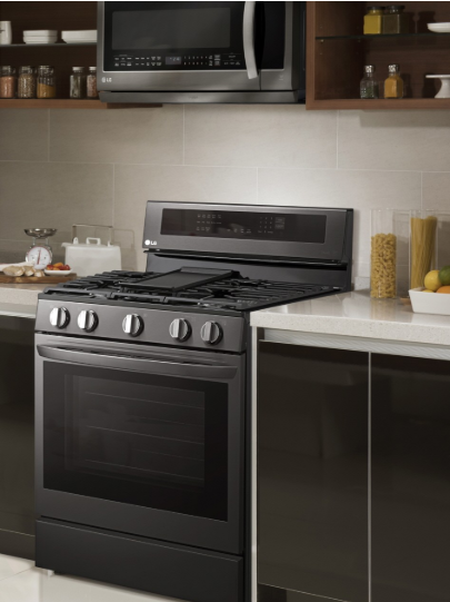 LG intègre les technologies de friture à air chaud et Knock-On InstaView aux fours connectés