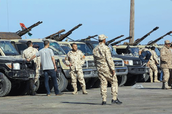 "La Libye sur le point de sombrer dans la guerre civile"