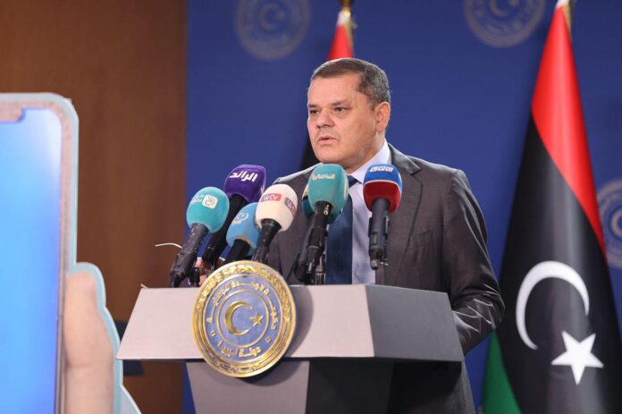 Libye : le gouvernement Debaibah envisage d’imposer une taxe douanière de 20% à la Tunisie et l’Italie