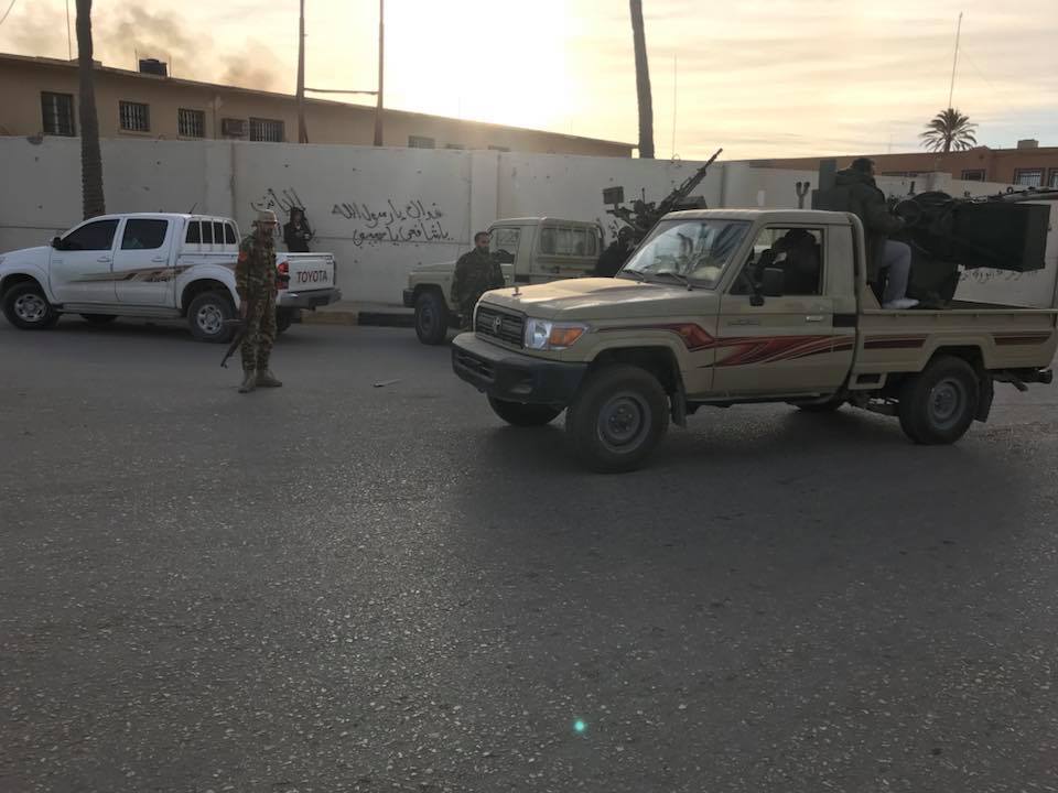 10 morts dans les combats près de l'aéroport de Mitiga proche de Tripoli