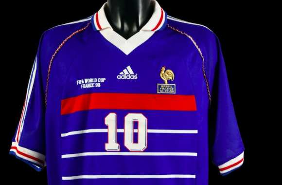 Le maillot de Zidane mis aux enchères