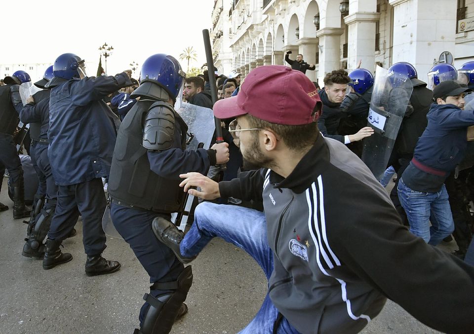Algérie: Manifestations contre un cinquième mandat de Bouteflika