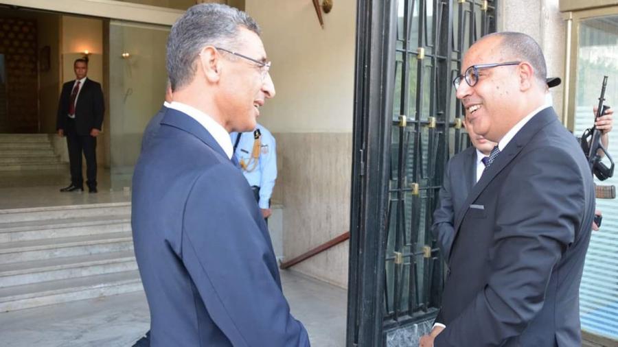Hichem Mechichi aurait refusé des nominations proposées par Taoufik Charfeddine