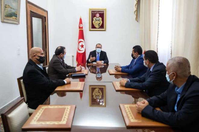 Hichem Mechichi se réunit avec les représentants des syndicats sécuritaires