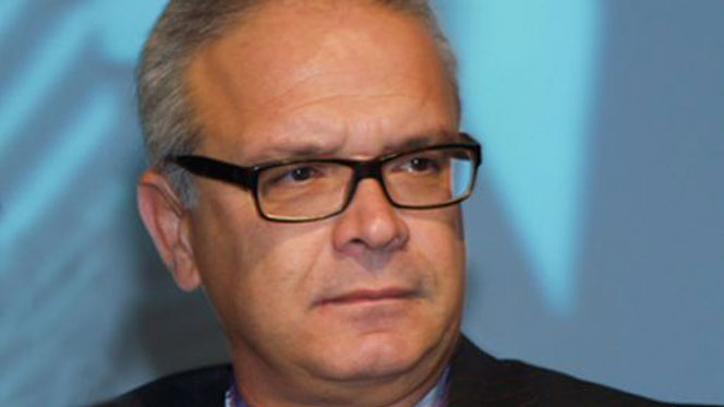 "Chedly Ayari a été limogé de façon humiliante", selon l'expert Radhi Meddeb