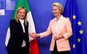 Meloni de nouveau à Tunis avec la présidente de la Commission européenne et le premier ministre Hollandais