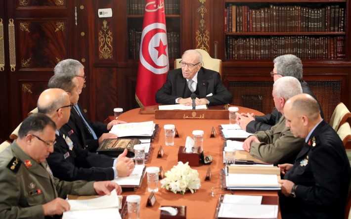 Essebsi appelle les responsables de l'Etat à s'inspirer des militaires
