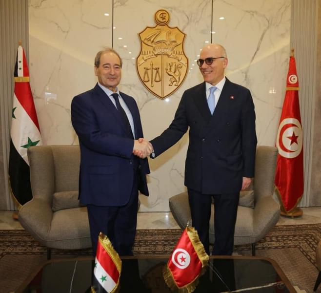 Arrivée du ministre syrien des AE et début des entretiens des deux ministres