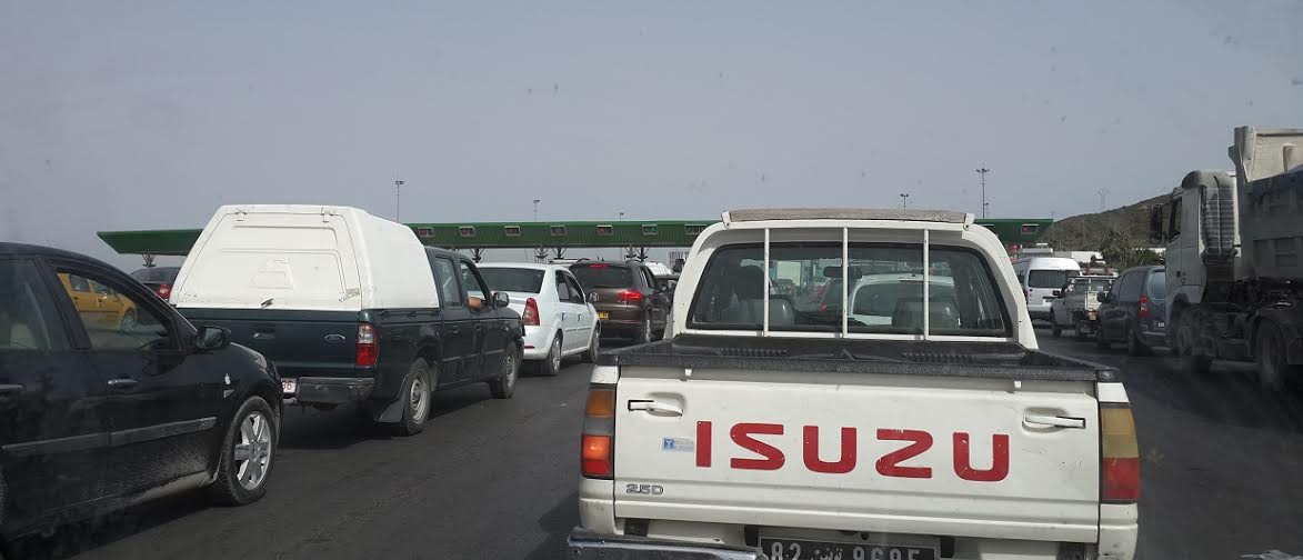 Affluence record sur le «passage frontalier» de Mornag !