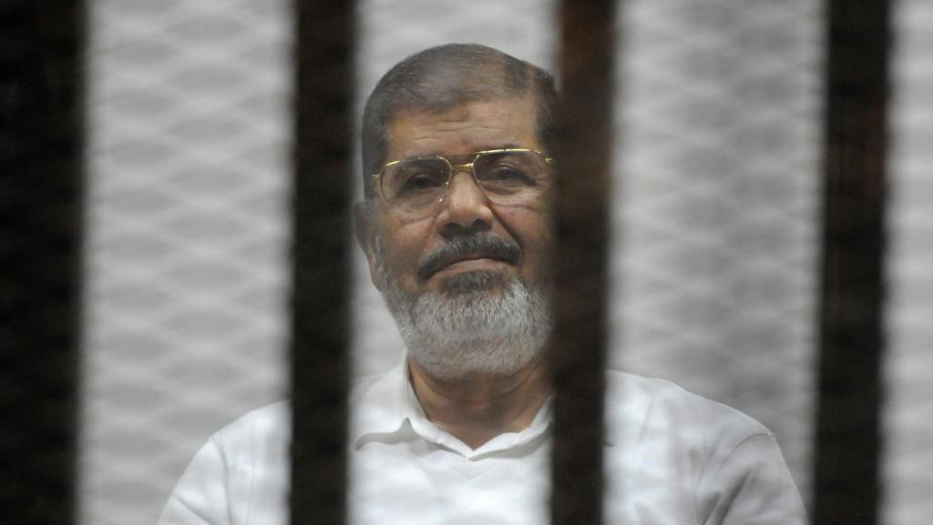 Décès de l'ancien président égyptien Mohamed Morsi pendant une comparution au tribunal