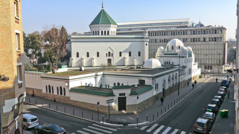 La Grande Mosquée de Paris annule la prière du vendredi