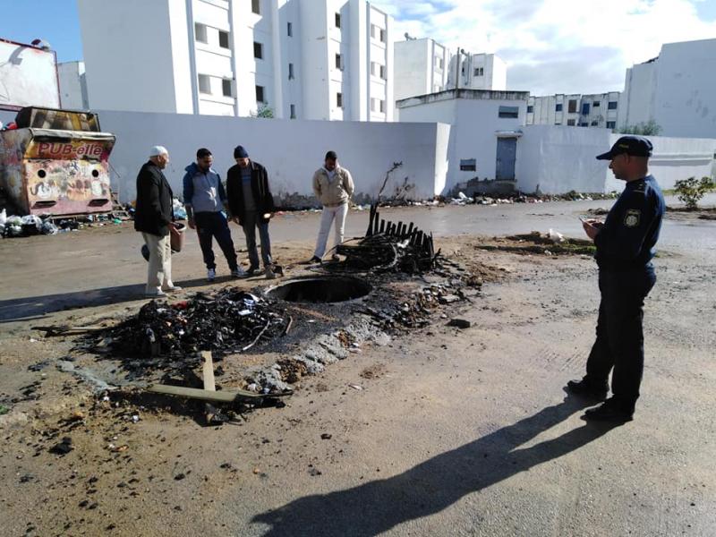 La municipalité d'El Mourouj déplore l'incendie criminel de ses conteneurs enterrés