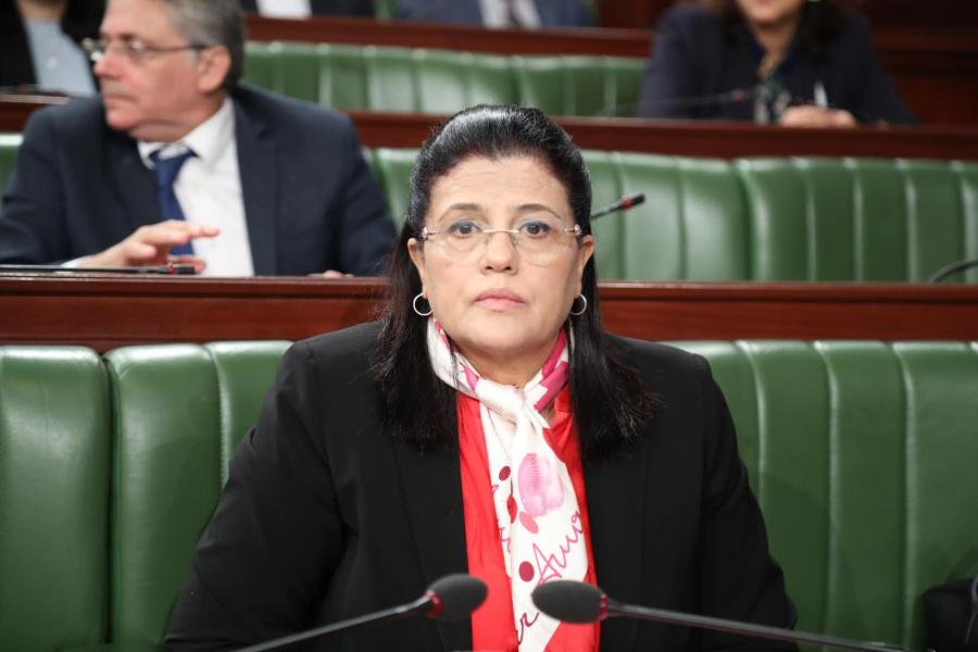 PLF-2025 : levée de la séance suite aux « réserves » de Sihem Nemsia sur des articles « cavalier budgétaire »