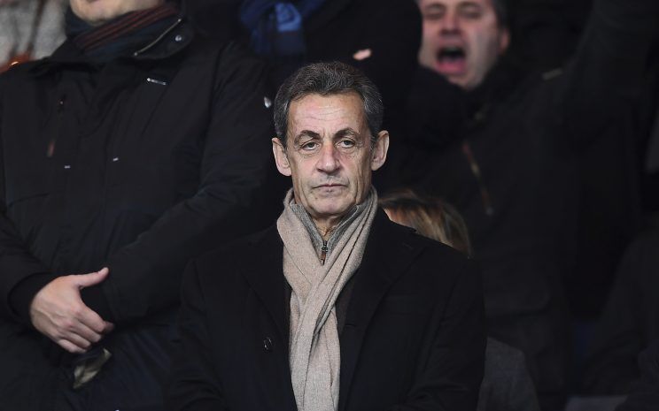 Nicolas Sarkozy maintenu en garde à vue