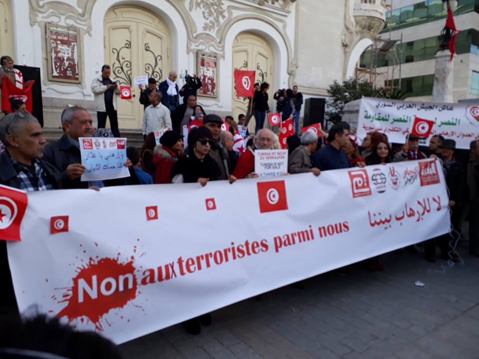Manifestation à l’avenue Bourguiba : « Non aux terroristes parmi nous »