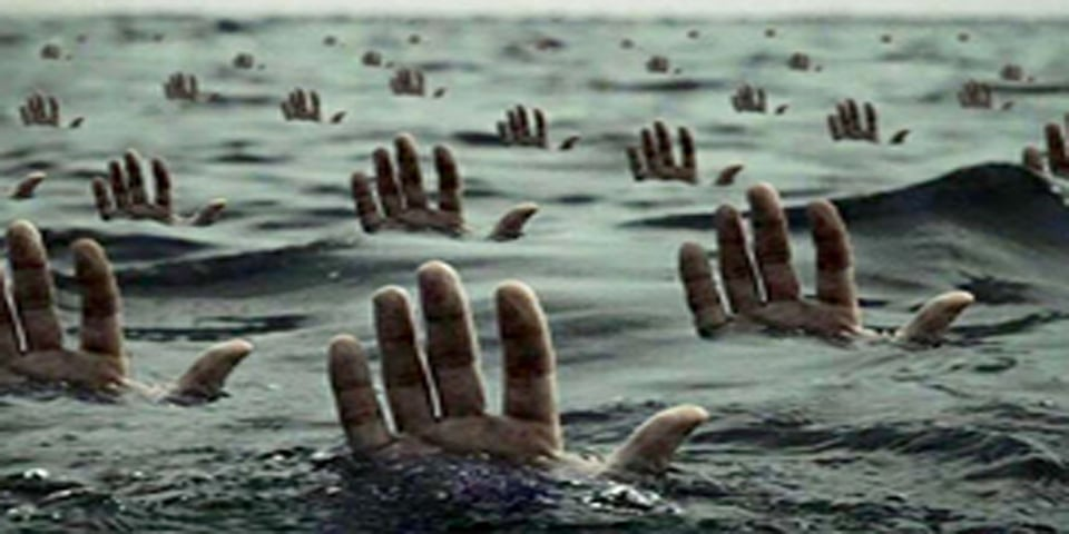 Tout le pays se noie mais chacun dans sa mer…
