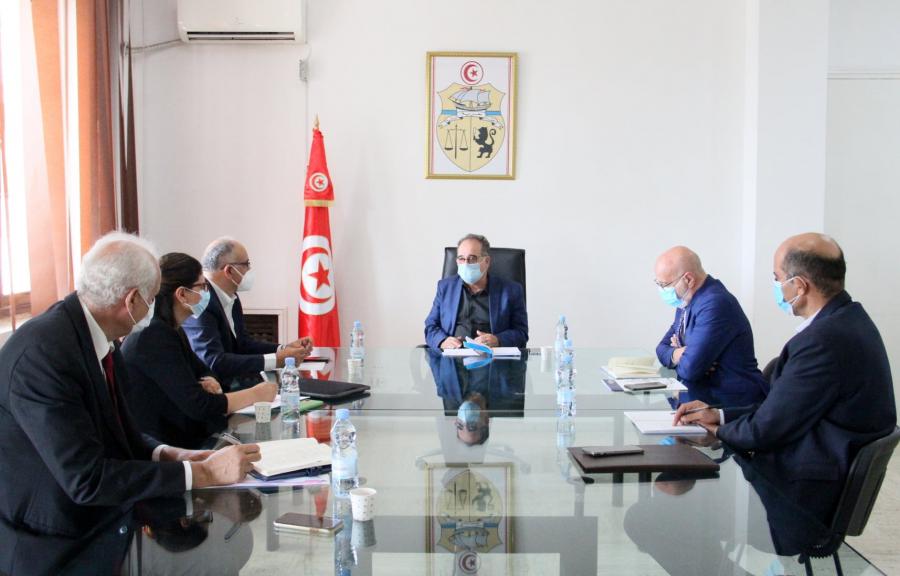 OMS : 356.000 doses de vaccin seront livrées à la Tunisie dans le cadre du dispositif COVAX
